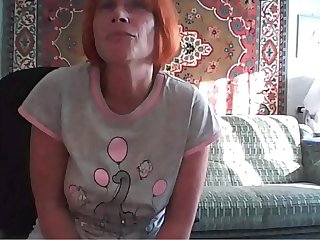 Russian mom Svetlana 49 years spreads her legs on Skype,
